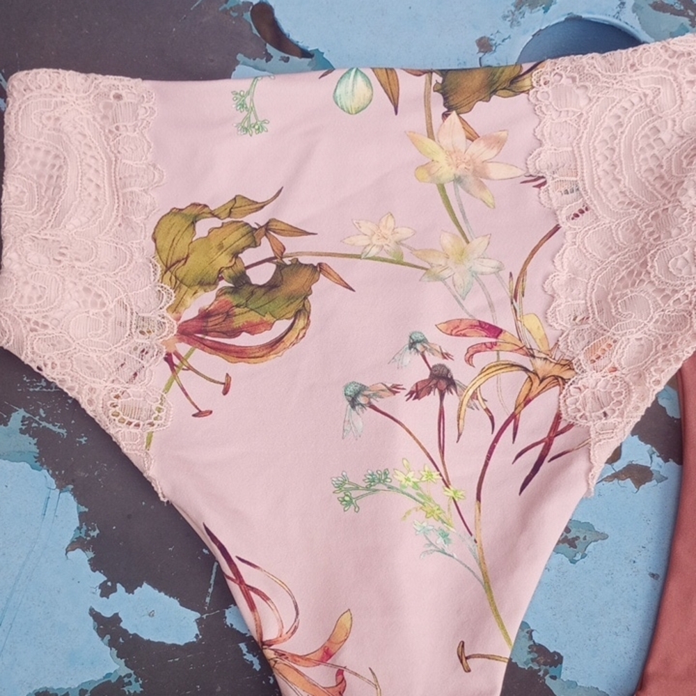 Soma Vanishing Tummy, High Waisted Thong Set - Picture 2 of 8